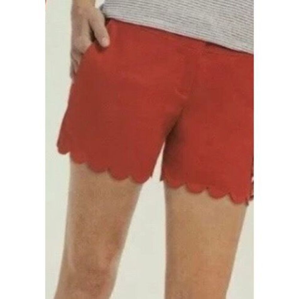 NWT Womens THE LIMITED Red Scalloped Hem Flat Front Dress Shorts Size 14